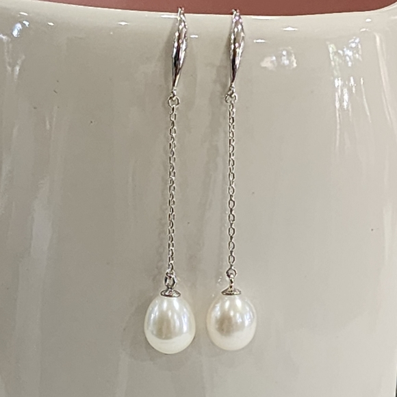 925 Sterling Silver White Cultured Freshwater Pearl Drop Dangle Hook‎ Earrings - Picture 7 of 12
